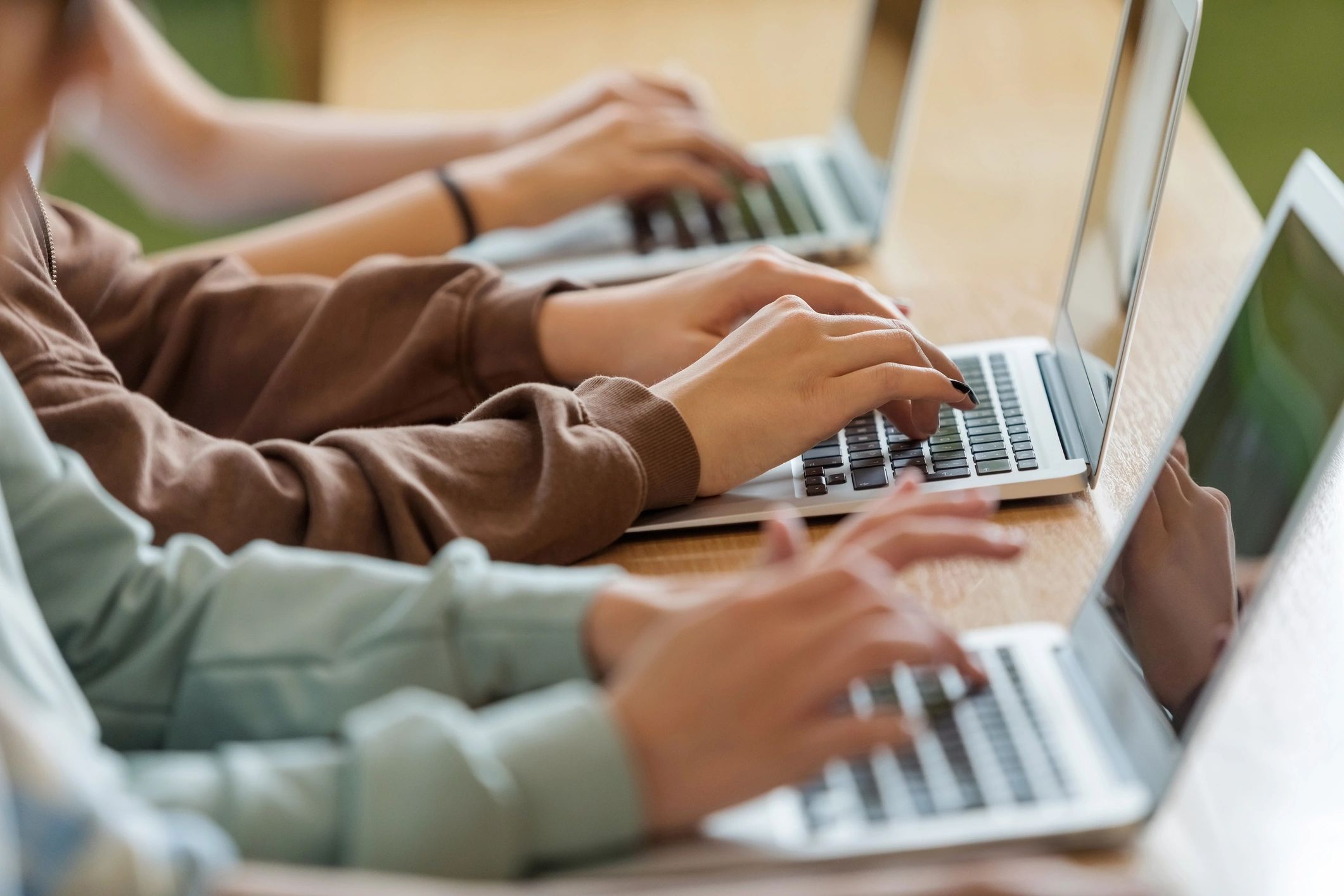Feature 3 image